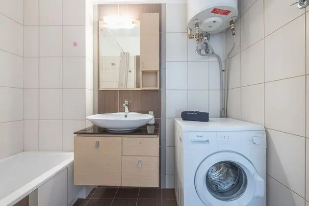 City Tek Büyük Yataklı Oda
