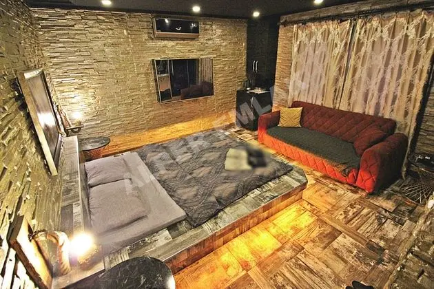 Suite,Jakuzili