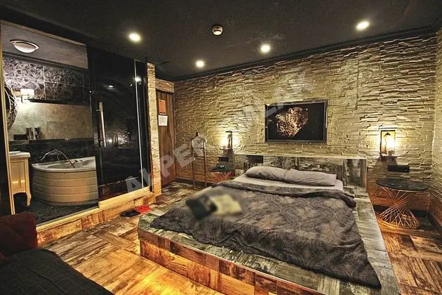 Suite,Jakuzili