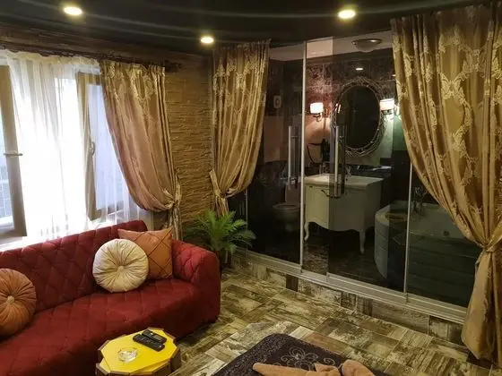 Suite,Jakuzili