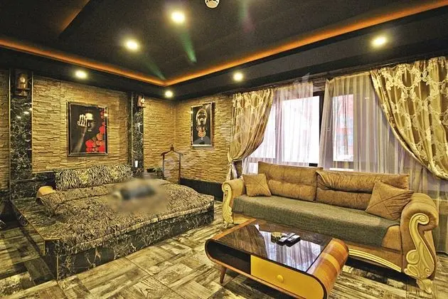 VIP Suit Oda,Şehir Manzaralı,Şömineli ve Jakuzili