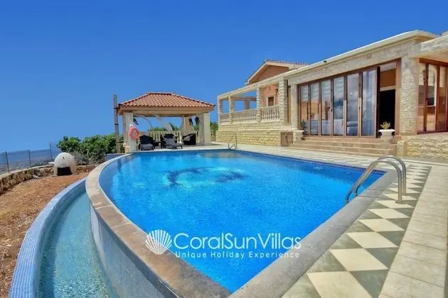 Villa, 6 Yatak Odası, Sigara İçilebilir, Balkon