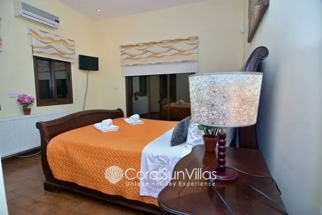 Villa, 6 Yatak Odası, Sigara İçilebilir, Balkon