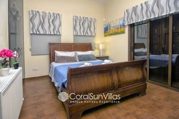 Villa, 6 Yatak Odası, Sigara İçilebilir, Balkon