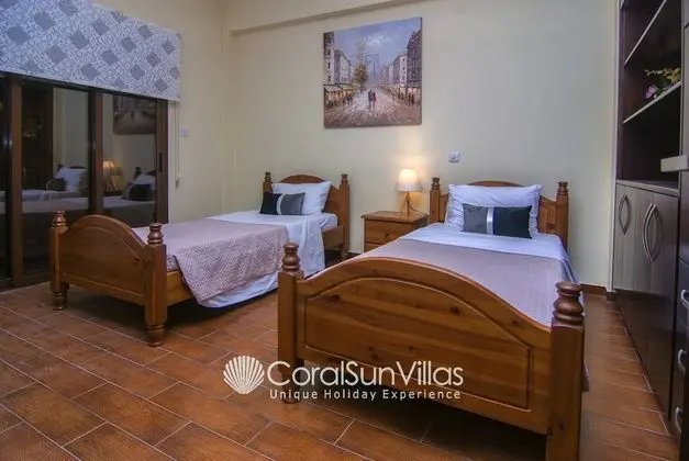 Villa, 6 Yatak Odası, Sigara İçilebilir, Balkon