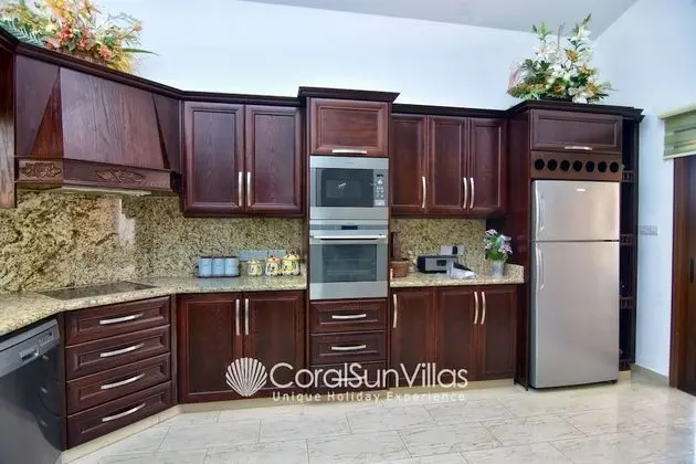 Villa, 6 Yatak Odası, Sigara İçilebilir, Balkon