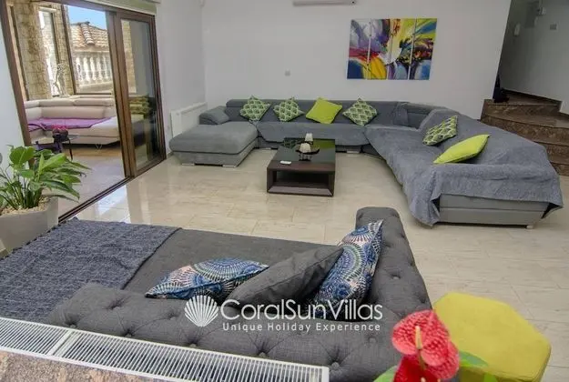 Villa, 6 Yatak Odası, Sigara İçilebilir, Balkon