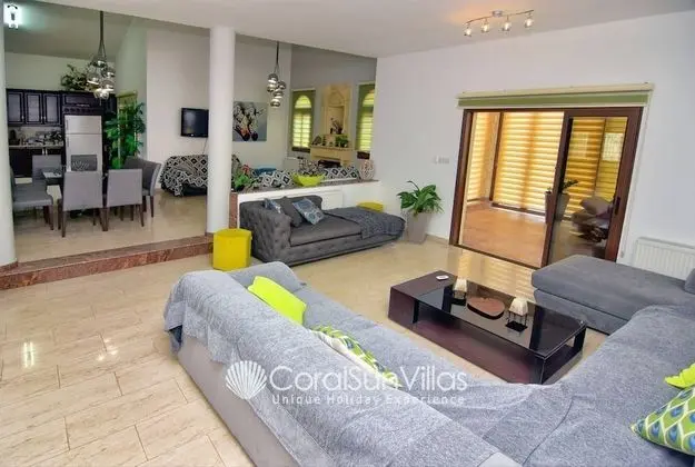 Villa, 6 Yatak Odası, Sigara İçilebilir, Balkon