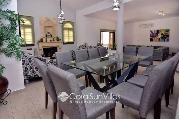 Villa, 6 Yatak Odası, Sigara İçilebilir, Balkon