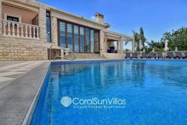 Villa, 6 Yatak Odası, Sigara İçilebilir, Balkon