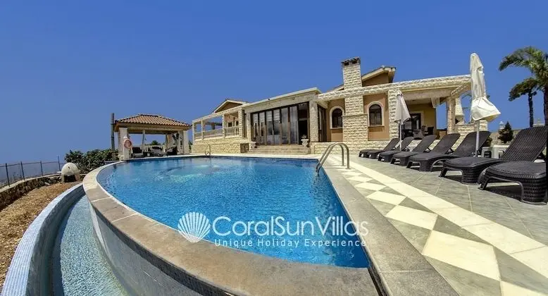 Villa, 6 Yatak Odası, Sigara İçilebilir, Balkon