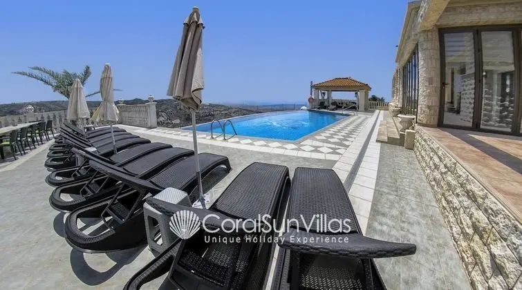 Villa, 6 Yatak Odası, Sigara İçilebilir, Balkon