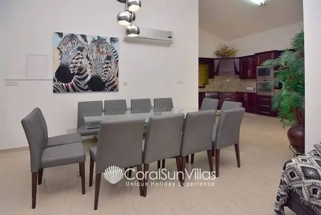 Villa, 6 Yatak Odası, Sigara İçilebilir, Balkon