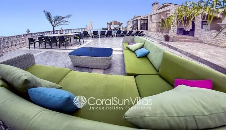 Villa, 6 Yatak Odası, Sigara İçilebilir, Balkon