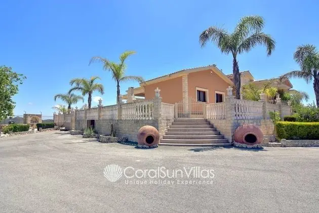 Villa, 6 Yatak Odası, Sigara İçilebilir, Balkon