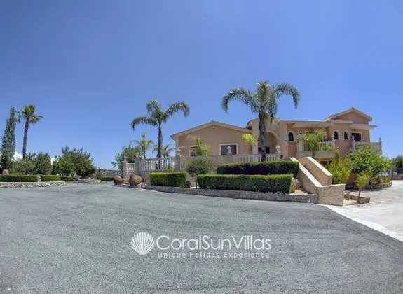 Villa, 6 Yatak Odası, Sigara İçilebilir, Balkon