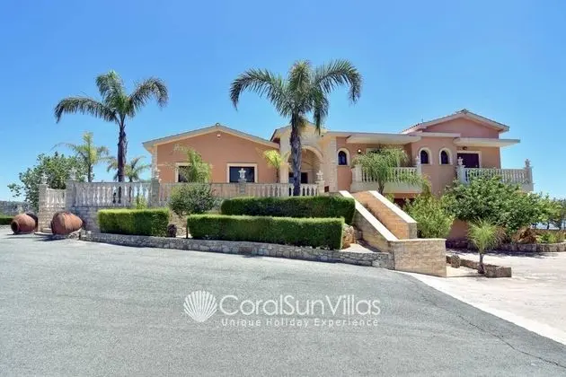 Villa, 6 Yatak Odası, Sigara İçilebilir, Balkon