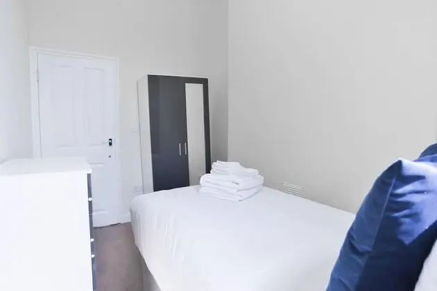 Apart Daire, 1 Tek Kişilik Yatak