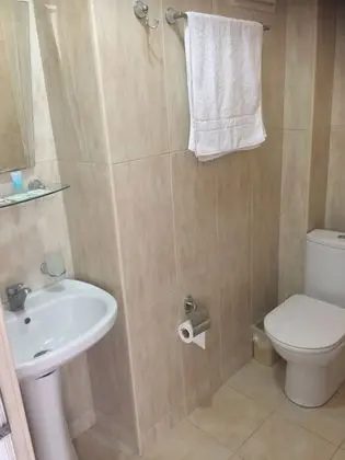 Basic Tek Büyük veya İki Ayrı Yataklı Oda, Şehir Manzaralı