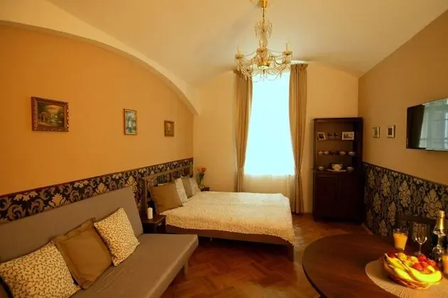 Design Stüdyo, 1 Büyük (Queen) Boy Yatak ve Çekyat