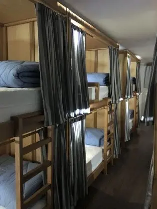 Ortak Ranzalı Oda, Sadece kadınlar için