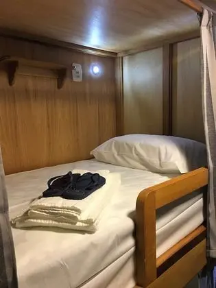 Ortak Ranzalı Oda, Sadece kadınlar için