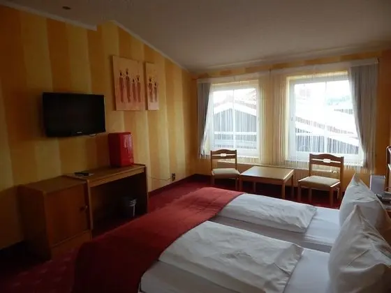 Tek Büyük Yataklı Oda