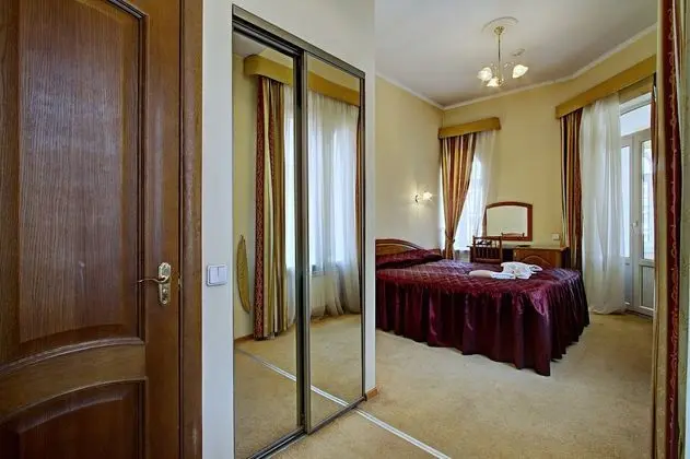 Comfort Oda, 1 Büyük (Queen) Boy Yatak