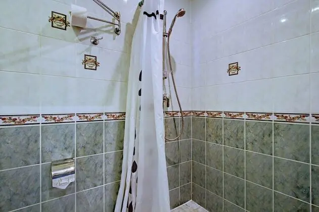 Economy Tek Büyük Yataklı Oda