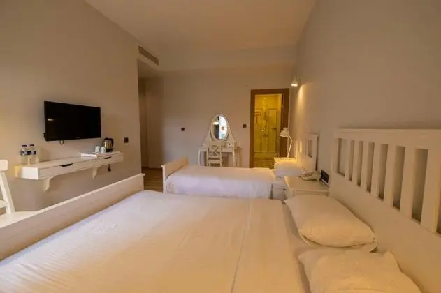 Ekonomik Aile Odası, Bahçe Manzaralı, Balkonlu