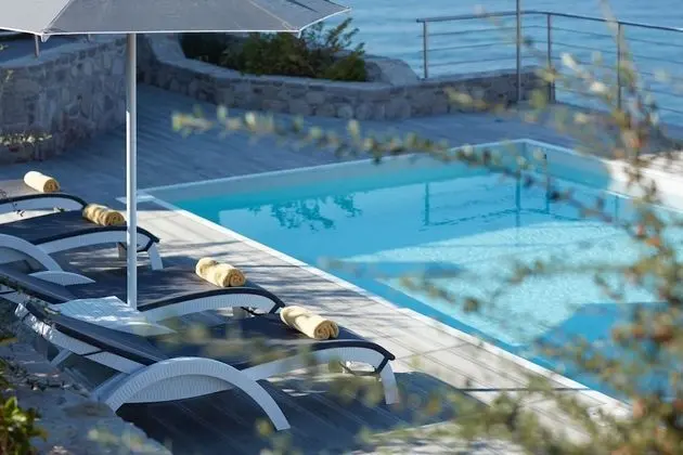 Superior Villa, 2 Yatak Odası, Kişiye Özel Havuzlu, Deniz Manzaralı