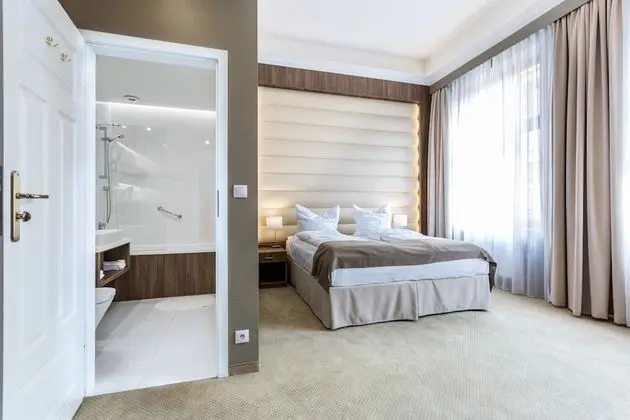 Tek Büyük Yataklı Oda