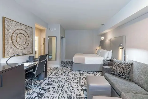 Süit, Birden Çok Yatak, Engellilere Uygun, Sigara İçilmez