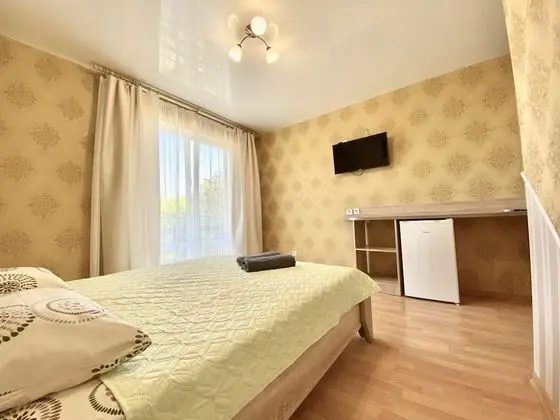 Traditional Tek Büyük Yataklı Oda