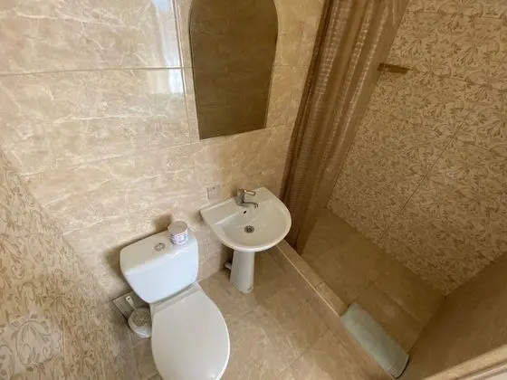 Traditional Tek Büyük Yataklı Oda