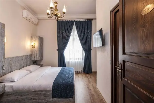 Economic Stüdyo