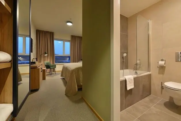 Comfort Tek Büyük Yataklı Oda