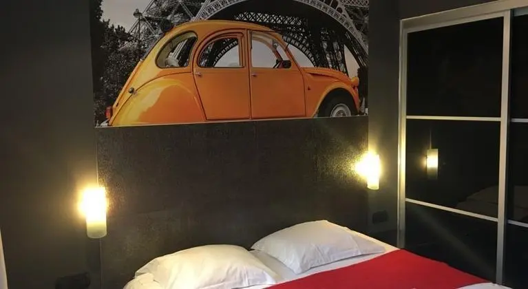 1 Çift Kişilik Veya 2 Tek Kişilik Yatak Standard