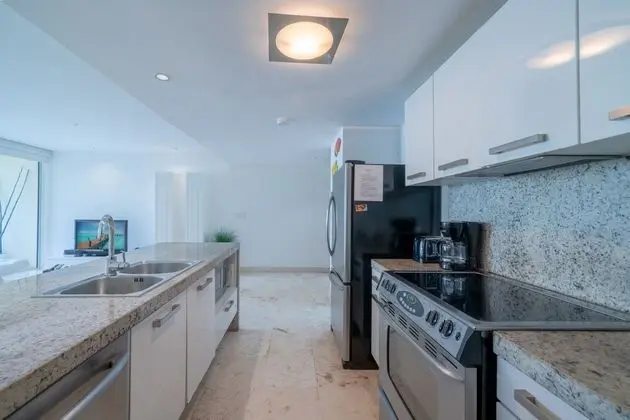 Luxury Daire, 2 Yatak Odası, Havuz Kullanımı, Denize Sıfır