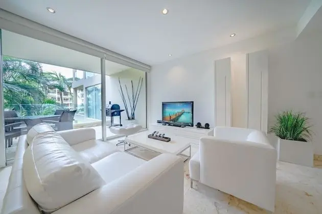 Luxury Daire, 2 Yatak Odası, Havuz Kullanımı, Denize Sıfır