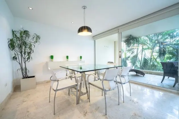 Luxury Daire, 2 Yatak Odası, Havuz Kullanımı, Denize Sıfır