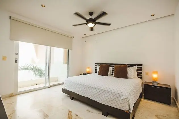 Luxury Daire, 2 Yatak Odası, Havuz Kullanımı, Denize Sıfır