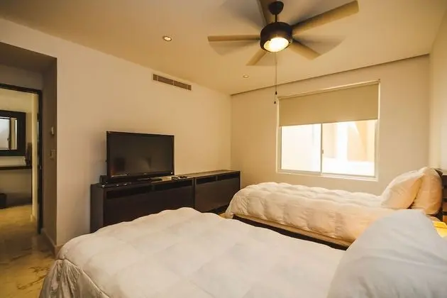 Luxury Daire, 2 Yatak Odası, Havuz Kullanımı, Denize Sıfır