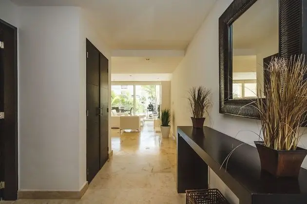 Luxury Daire, 2 Yatak Odası, Havuz Kullanımı, Denize Sıfır