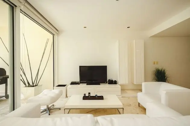 Luxury Daire, 2 Yatak Odası, Havuz Kullanımı, Denize Sıfır