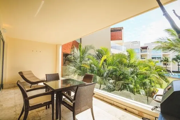 Luxury Daire, 2 Yatak Odası, Havuz Kullanımı, Denize Sıfır