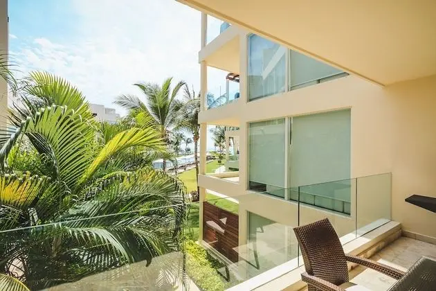 Luxury Daire, 2 Yatak Odası, Havuz Kullanımı, Denize Sıfır