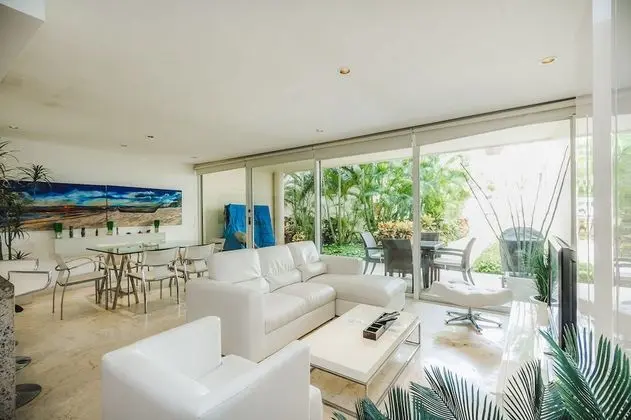 Exclusive Daire, 2 Yatak Odası, Havuz Kullanımı, Plaj Kenarı