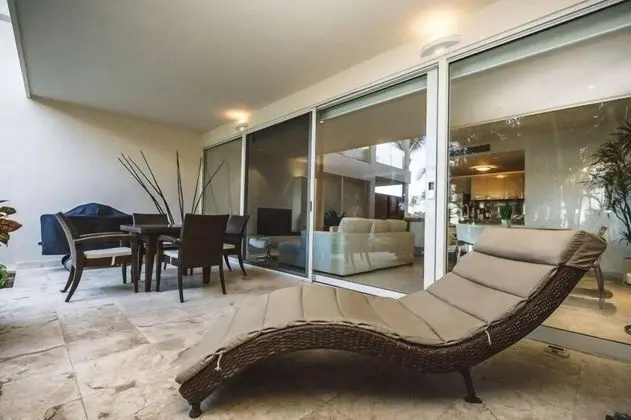 Exclusive Daire, 2 Yatak Odası, Havuz Kullanımı, Plaj Kenarı