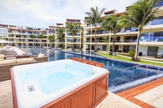 Exclusive Daire, 2 Yatak Odası, Havuz Kullanımı, Plaj Kenarı